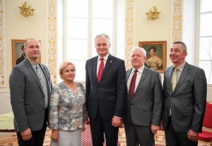 Prezidentas su Marijampolės bendruomeniečiais