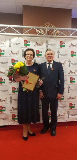 O.Baltrušaitienė su vyru