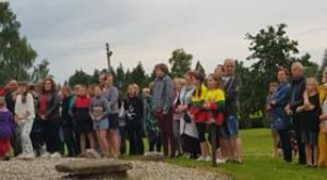 Tautiška giesmė Lukšiuose