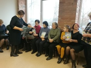 Įteikiamos saugaus eismo knygelės
